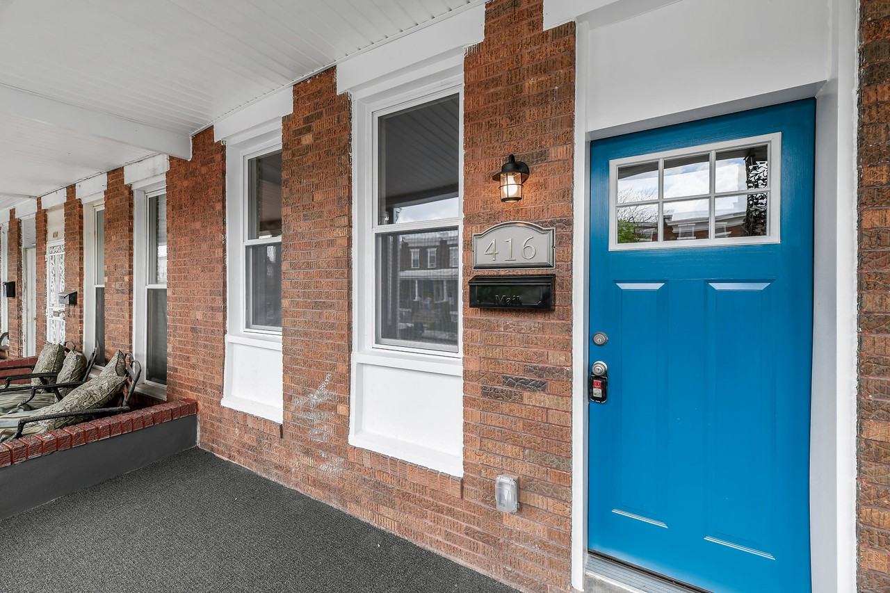 416 Ilchester Ave - Photo 2 of 20