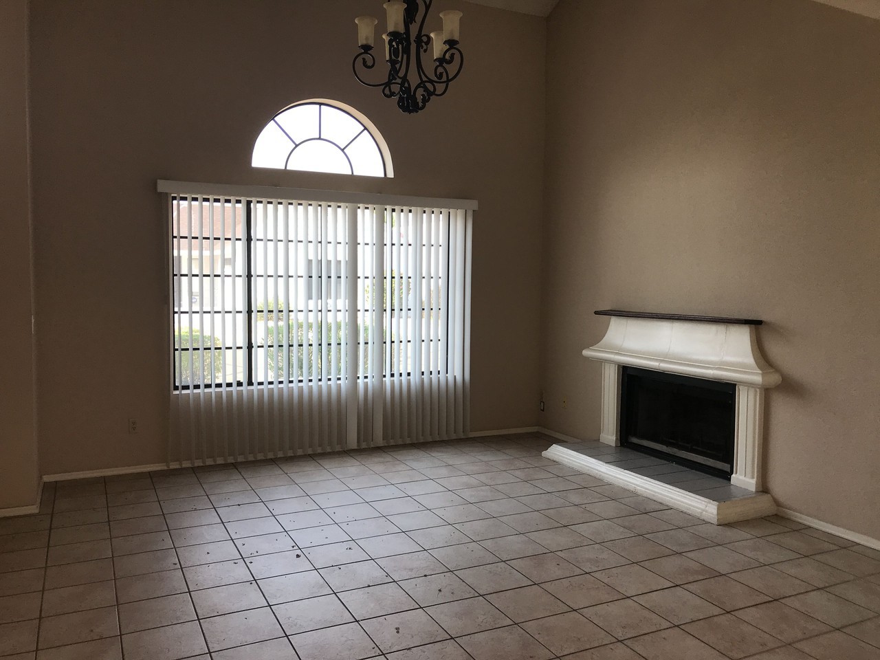 3329 E Wescott Dr - Photo 3 of 18
