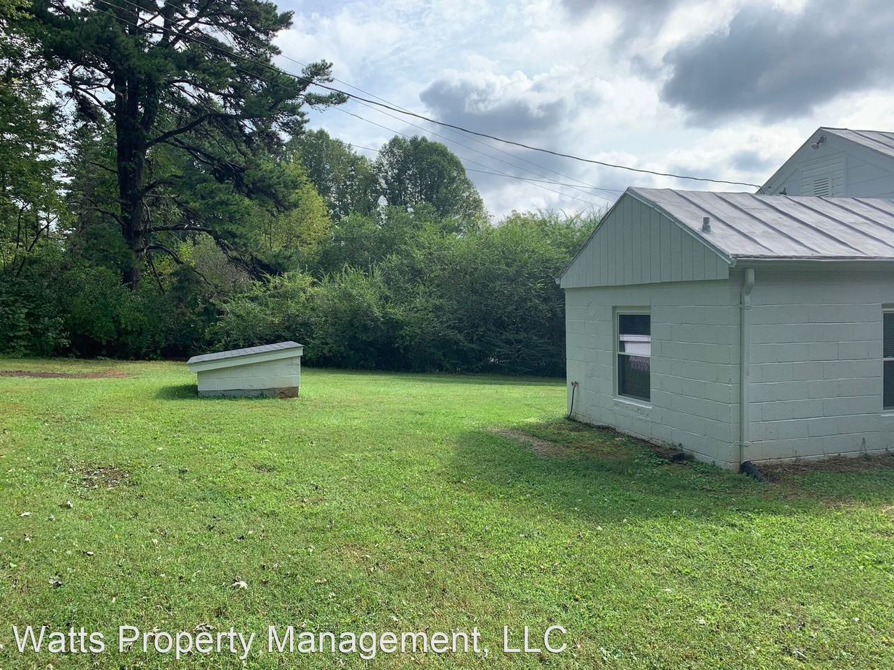 1532 Main St - Photo 3 of 11