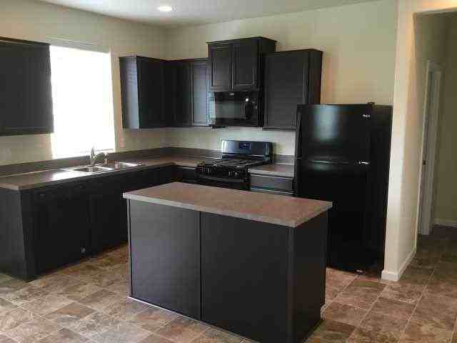 1730 Blacktail Ln - Photo 3 of 16