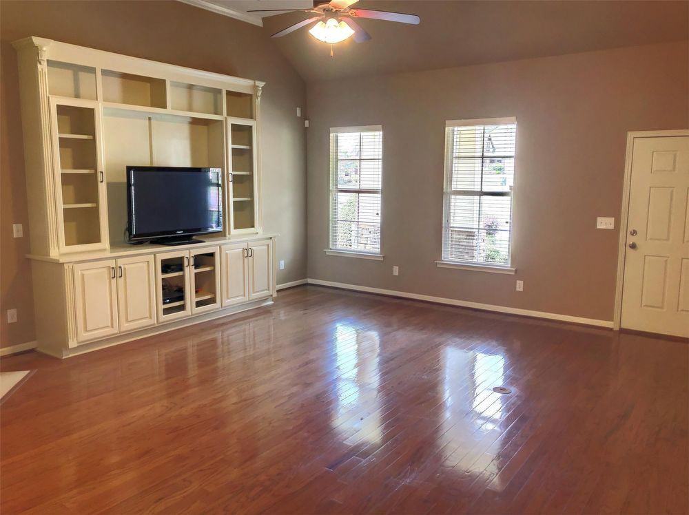 2907 Blossom Park Dr - Photo 3 of 28