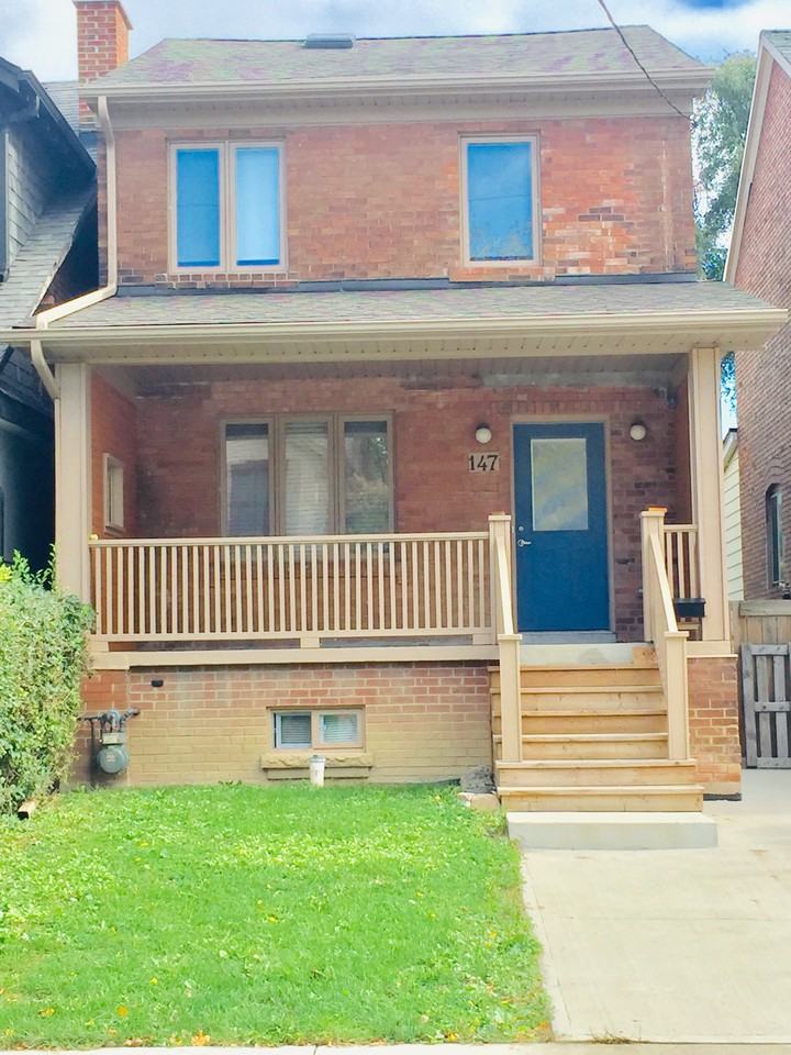 147 Northcliffe Boulevard 147 Northc 147 Northc, Toronto, ON M6E 3K5 3