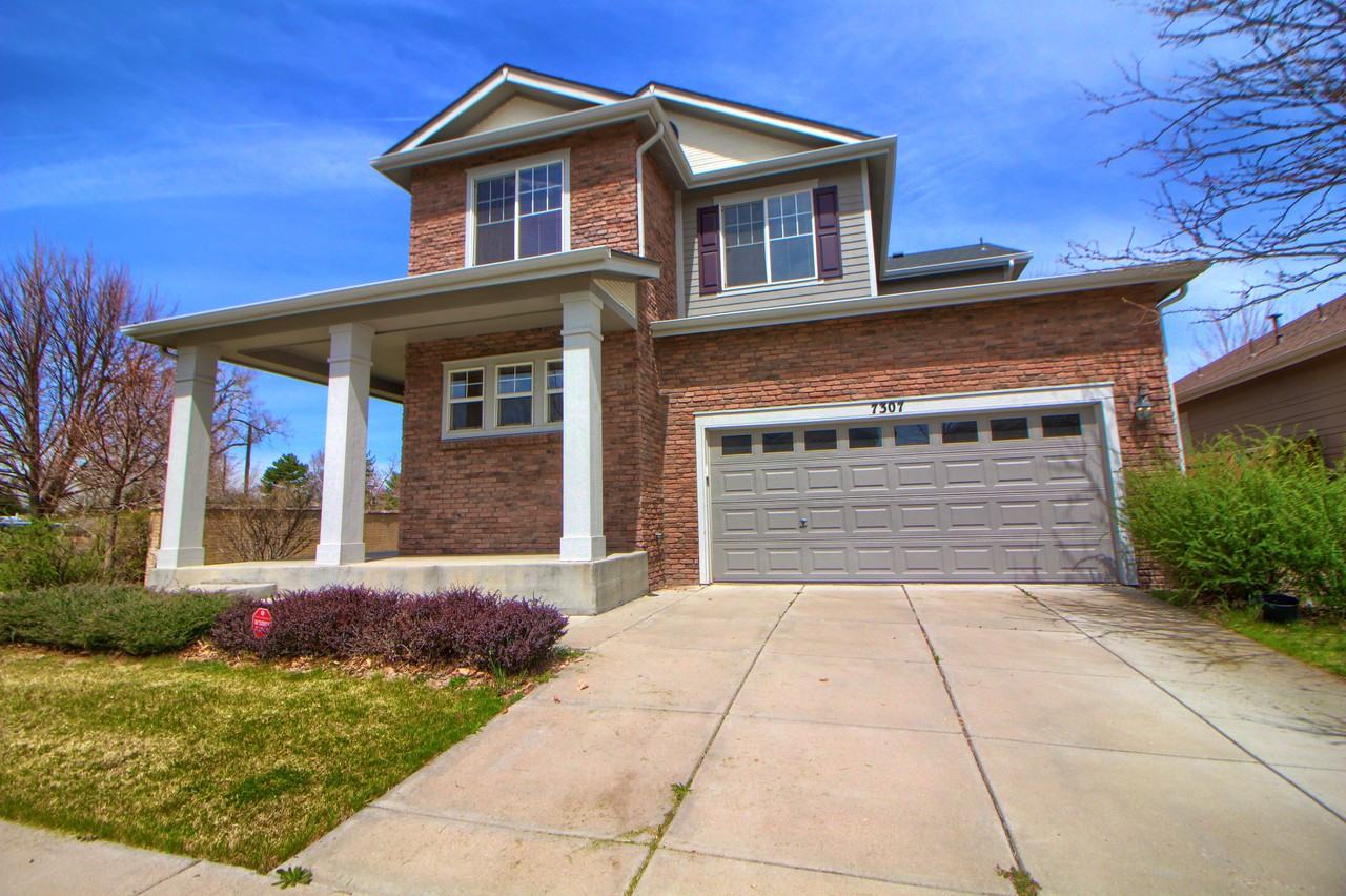 7307 East 10th Avenue - Photo 3 of 46