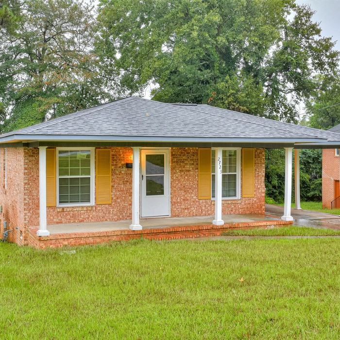 2723 Hazel St - Photo 3 of 8