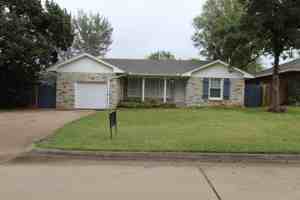 featured image of 2436 Huntleigh Drive