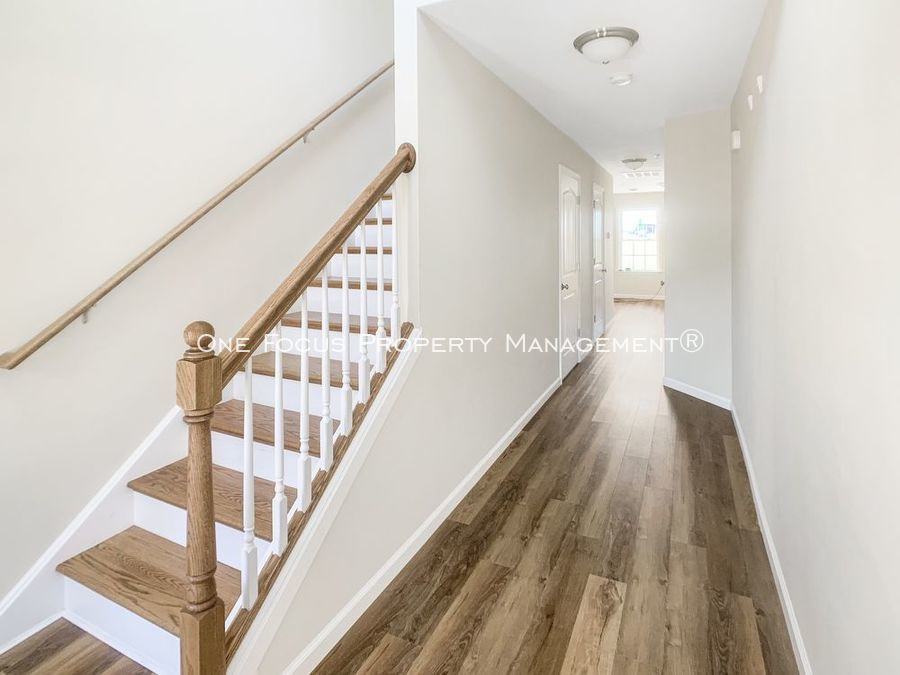 13 Kadi Dr - Photo 3 of 33