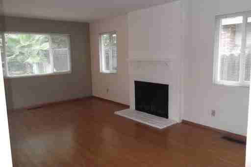 1813 Landana Dr - Photo 2 of 18