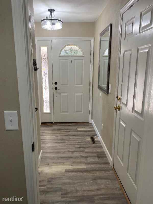 6558 Sawgrass Dr - Photo 2 of 23