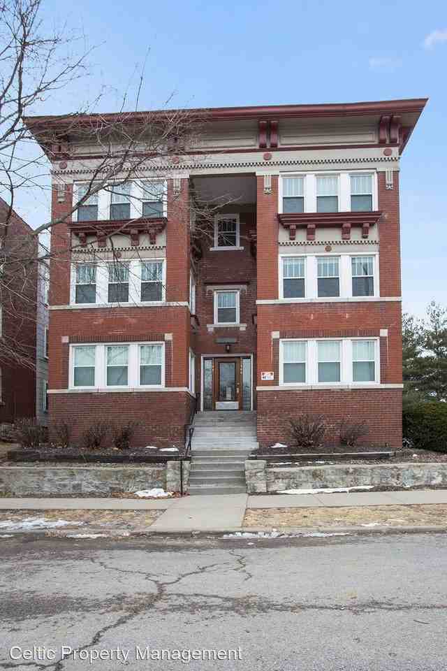 3400-3402 Gillham - Photo 3 of 15