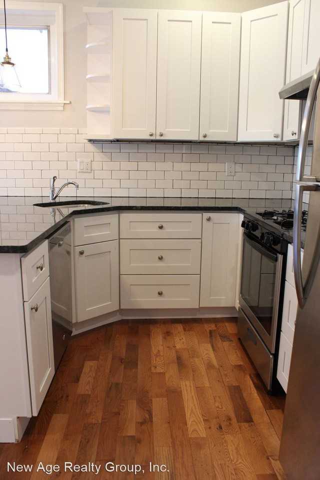 5028 Walnut Street - Photo 3 of 11