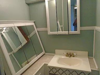 935 Baraga St Ne - Photo 3 of 4