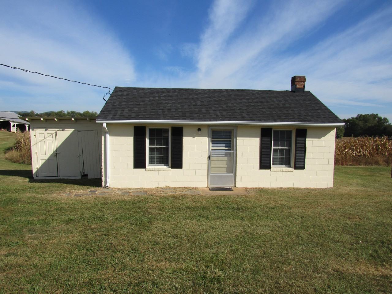 3635 Shelby Rd - Photo 2 of 16