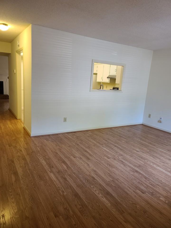 6416 Meadow View Dr - Photo 4 of 24