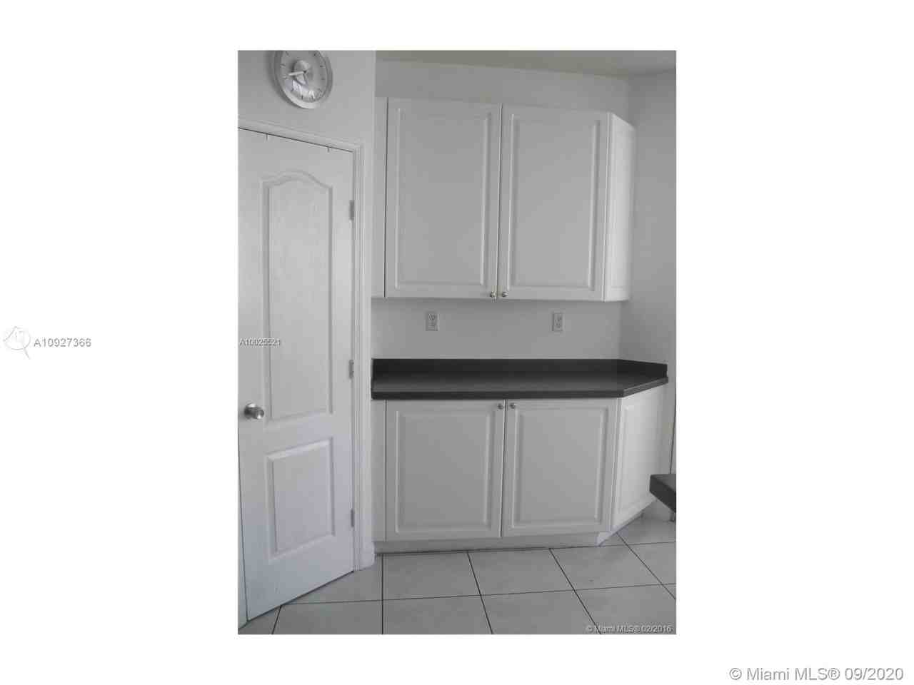 11324 Northwest 54th Terrace - Photo 2 of 12