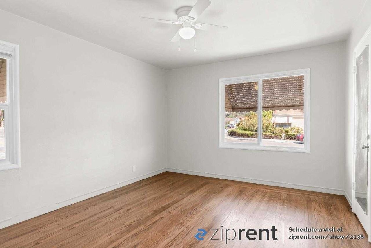 14615 Bancroft Ave - Photo 3 of 19