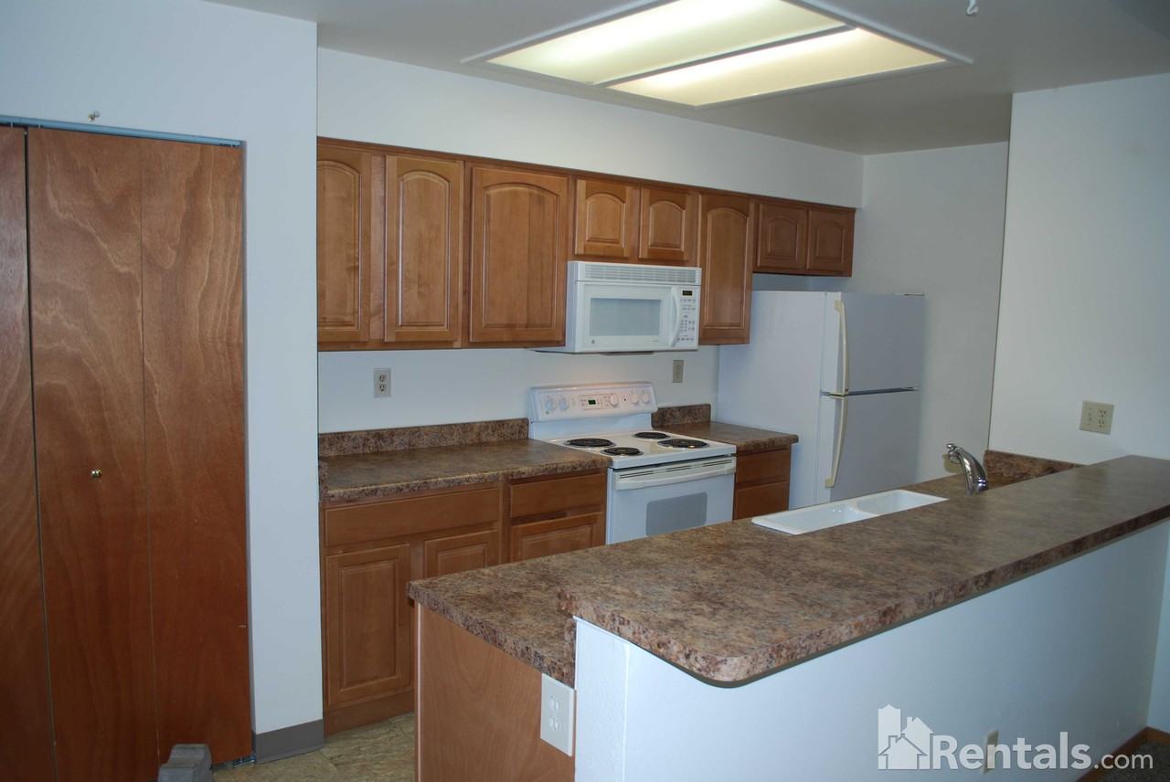 9670 Brentwood Way - Photo 2 of 5