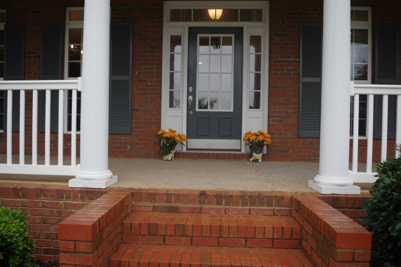 50 Peninsula Cir - Photo 2 of 32