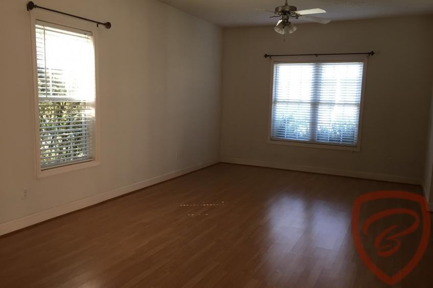 321 Wyndhurst Drive - Photo 3 of 5