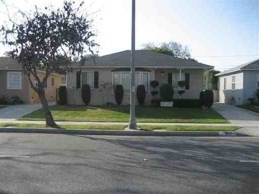 6210 Harvey Way - Photo 3 of 13