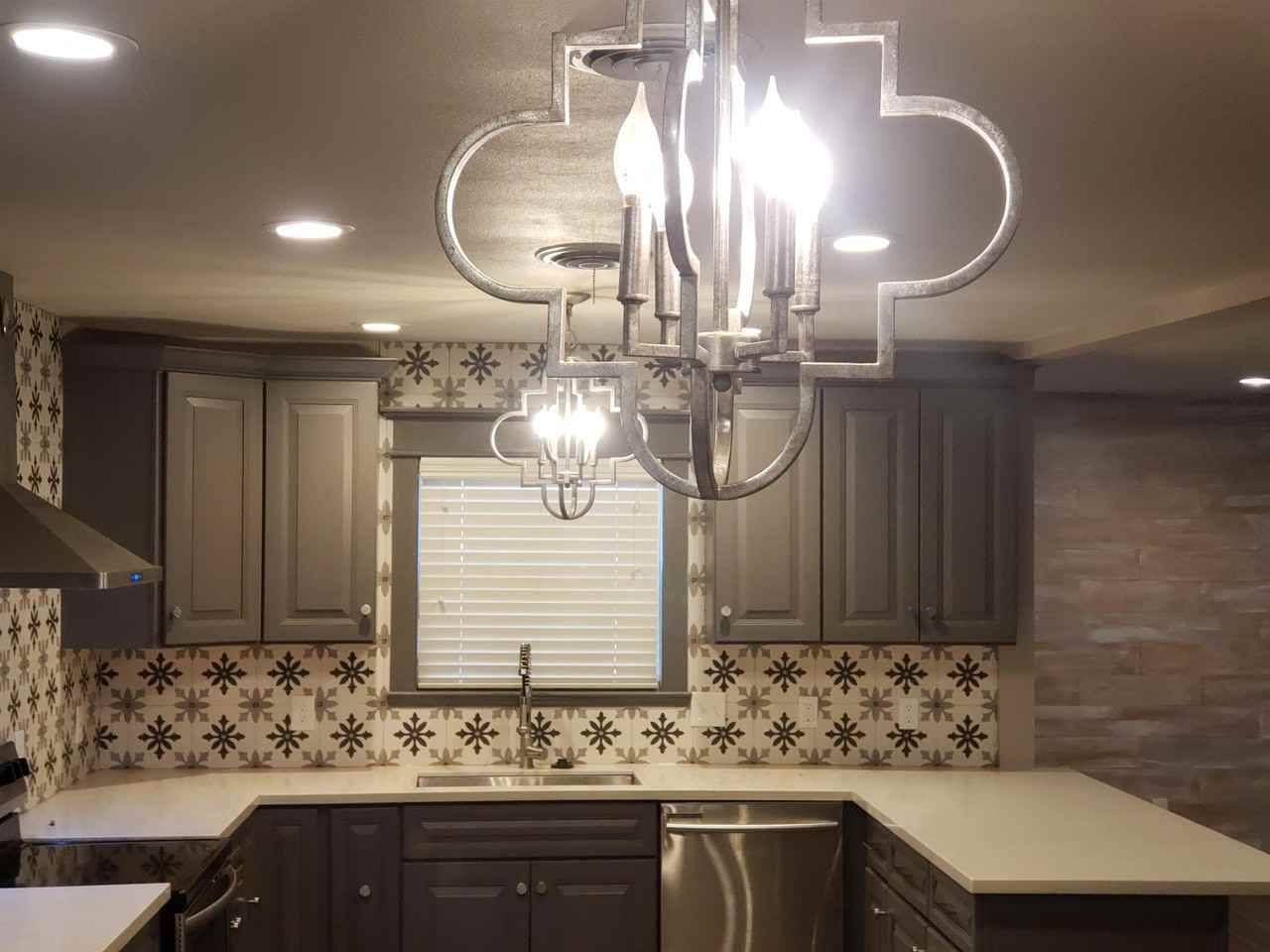 260 W Caldwood Dr - Photo 3 of 16