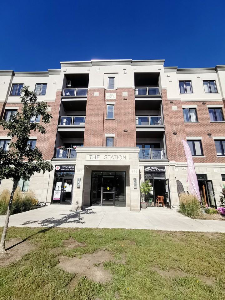 615 Longfields Dr, Ottawa, ON K2J 6J3 1 Bedroom House for Rent for 1,595/month Zumper