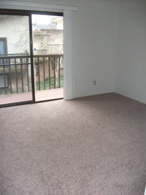 2876 Park Ave #B - Photo 3 of 9