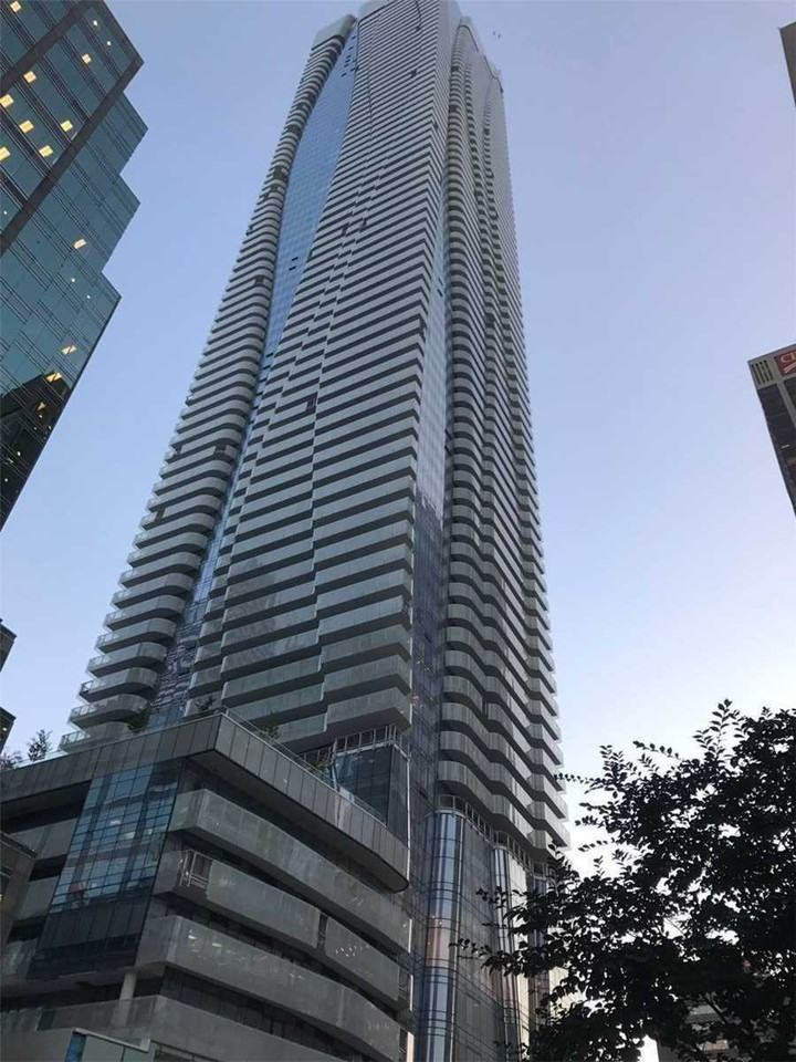 1 Bloor Street East ##2705