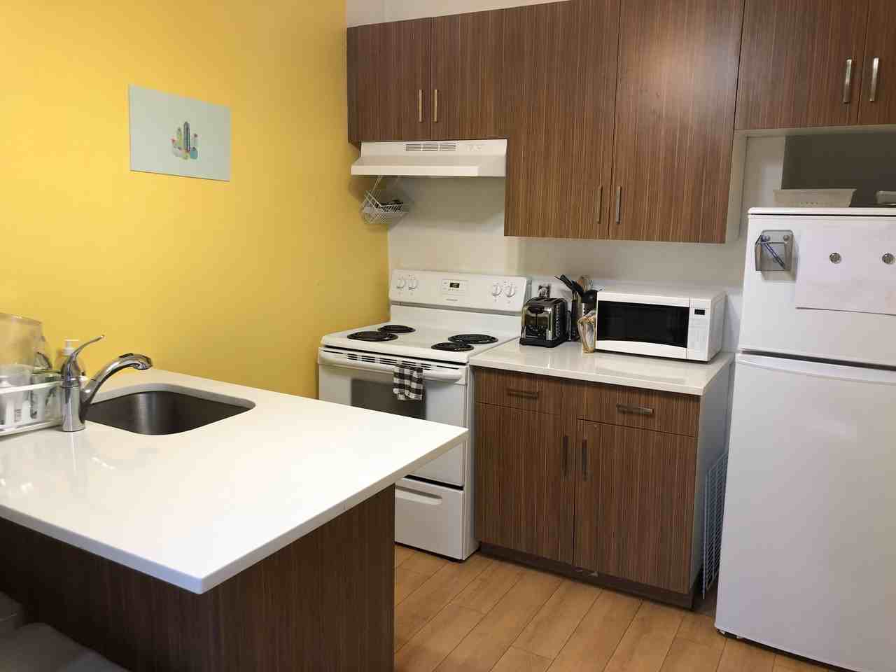 1429 Rue Stanley Apartments in Quartier VilleMarie, Montréal, QC H3A