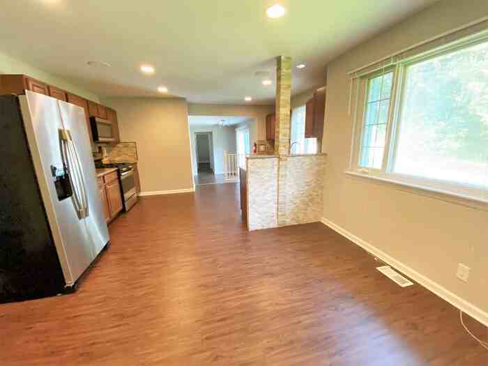 1 Cambridge Rd - Photo 2 of 18