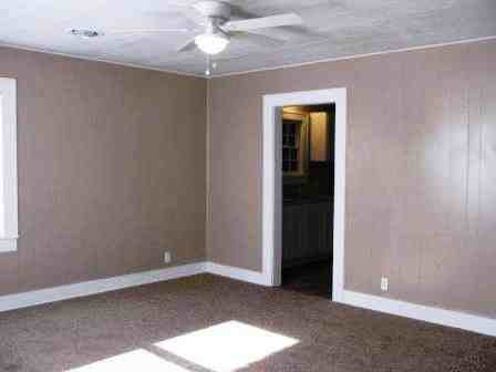 514 E Gladys St - Photo 2 of 11