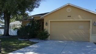 3906 Chaucer Ln - Photo 2 of 12