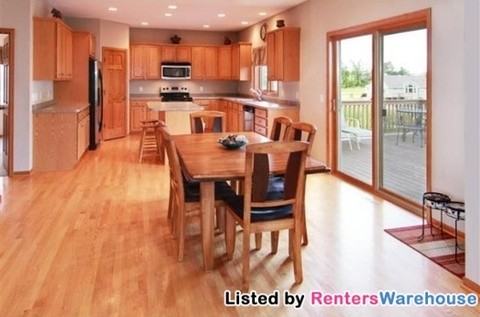 1147 Trellis St - Photo 2 of 15