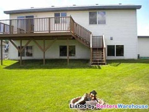 18161 Hudson Ln NW - Photo 2 of 6