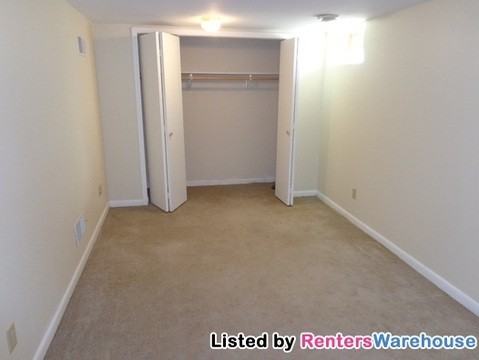 885 N Algonquin Ave - Photo 2 of 11