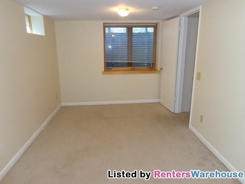 885 N Algonquin Ave - Photo 3 of 11