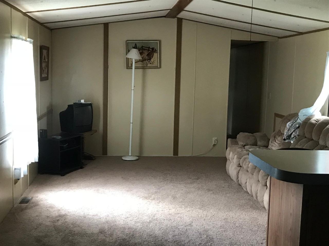 416 N Main St - Photo 3 of 13