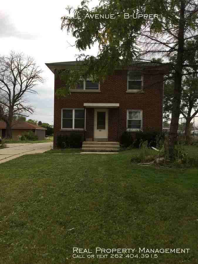 6026 S Howell Ave - Photo 2 of 5