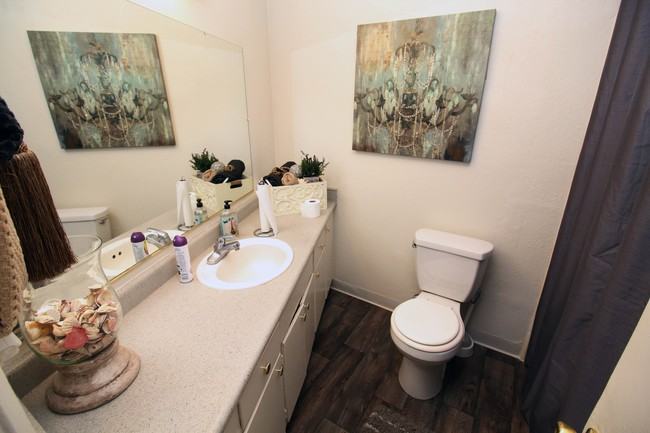 Rinconada Village Apartments 5844 Garden Park Ct, Carmichael, CA 95608 Zumper