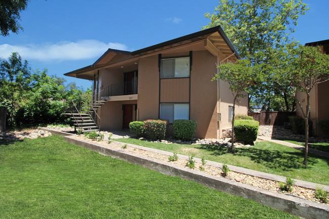 Rinconada Village Apartments 5844 Garden Park Ct, Carmichael, CA 95608 Zumper