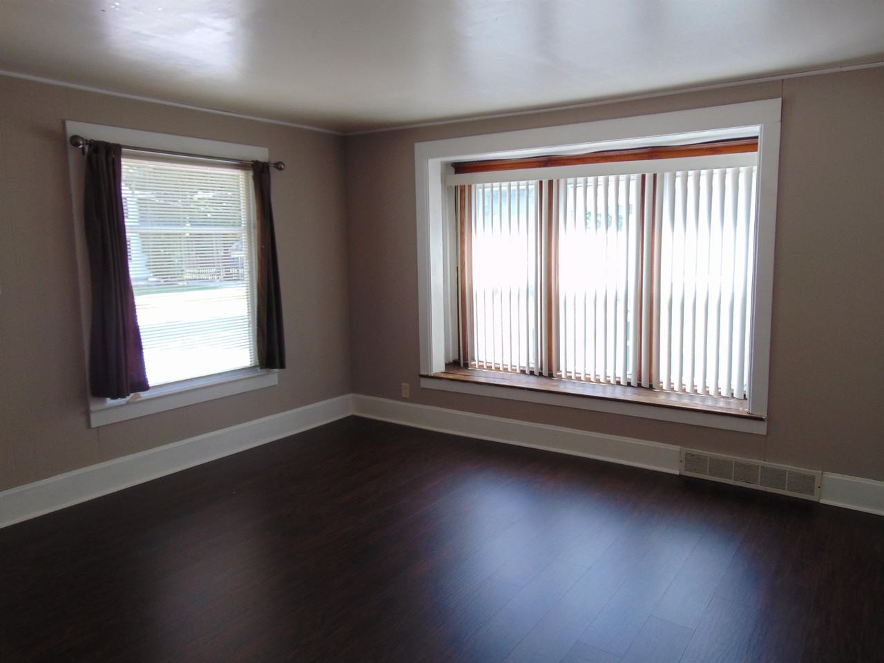 714 4th St Lowr - Photo 2 of 9