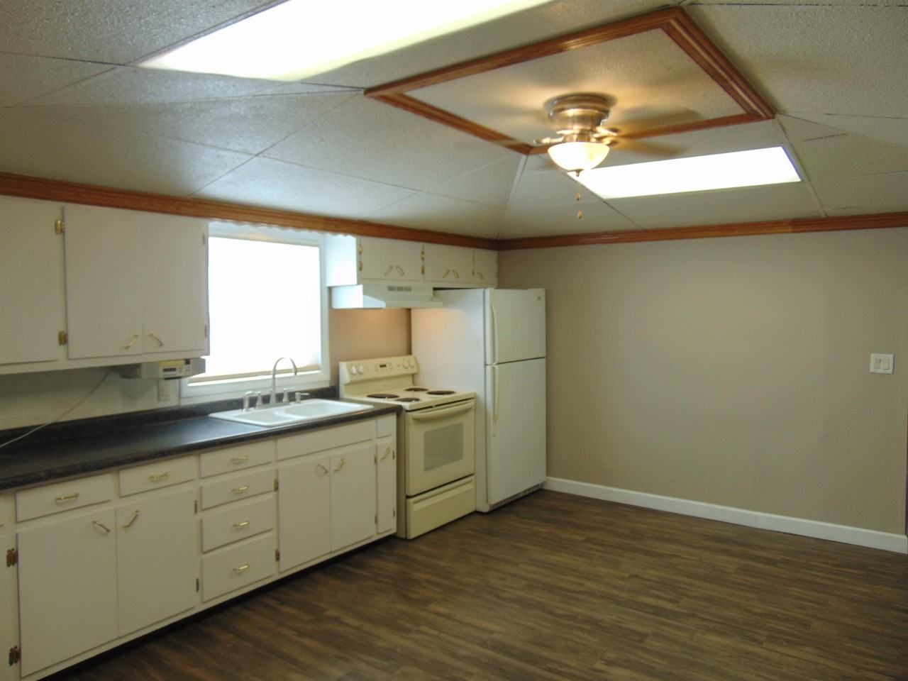 714 4th St Lowr - Photo 3 of 9