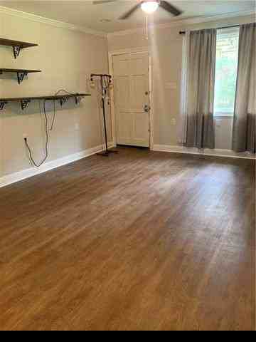 12107 Jones Rd - Photo 3 of 7