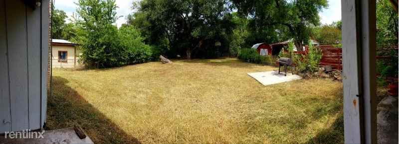 1231 Kendalia Ave - Photo 2 of 6