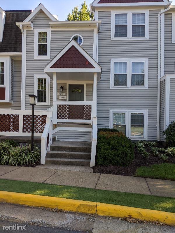 12942A Grays Pointe Rd - Photo 2 of 21