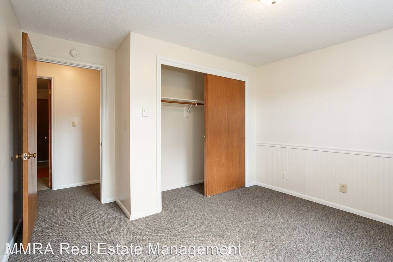 619 11TH ST - Photo 3 of 50