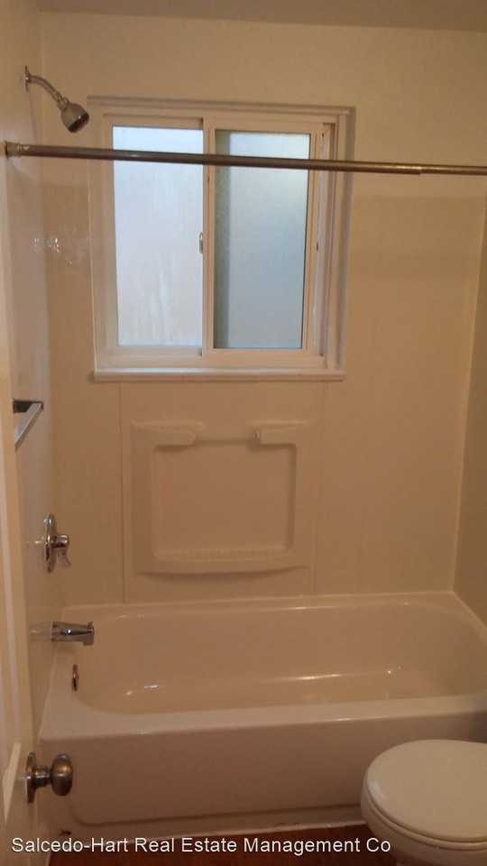 11152 E 16th Ave - Photo 3 of 8