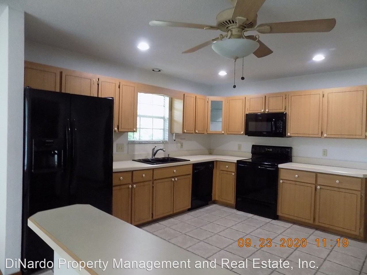 175 Conrad St - Photo 3 of 20