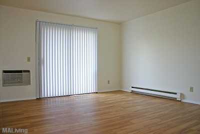 212 Deer Valley Rd - Photo 2 of 10