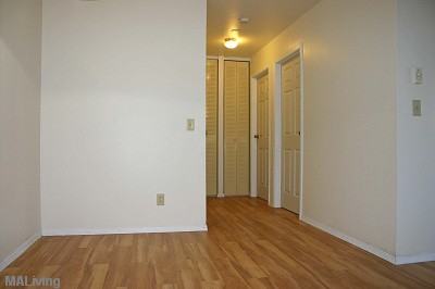 212 Deer Valley Rd - Photo 5 of 10