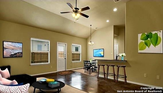 1113-1115 Stanley Way - Photo 2 of 12